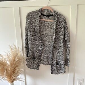 Aritzia Talula Sweater Cardigan